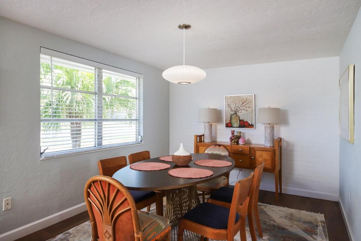 Siesta Sol Art Bungalow- 2 Miles To Siesta Key! Sarasota