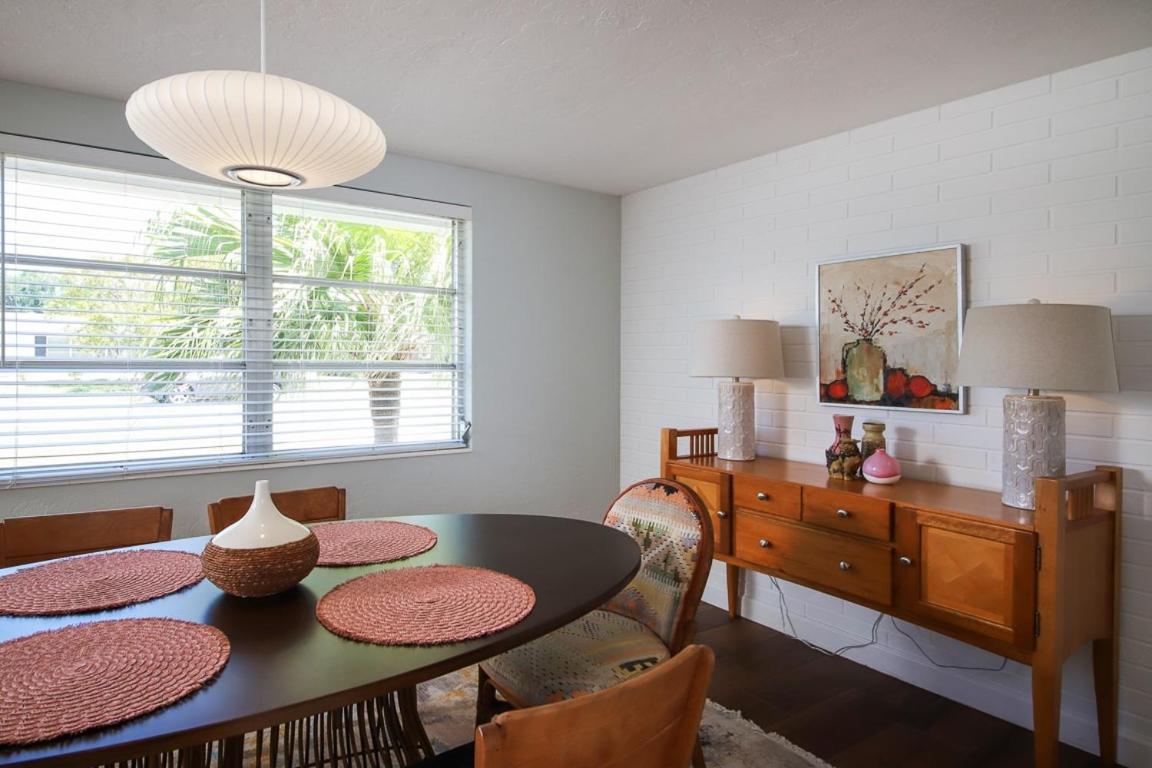 Siesta Sol Art Bungalow- 2 Miles To Siesta Key! * Sarasota