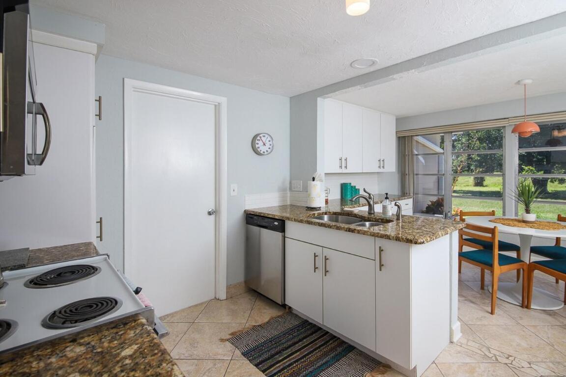 Holiday home Siesta Sol Art Bungalow- 2 Miles To Siesta Key! Sarasota